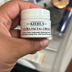 Kiehls ultra facial cream